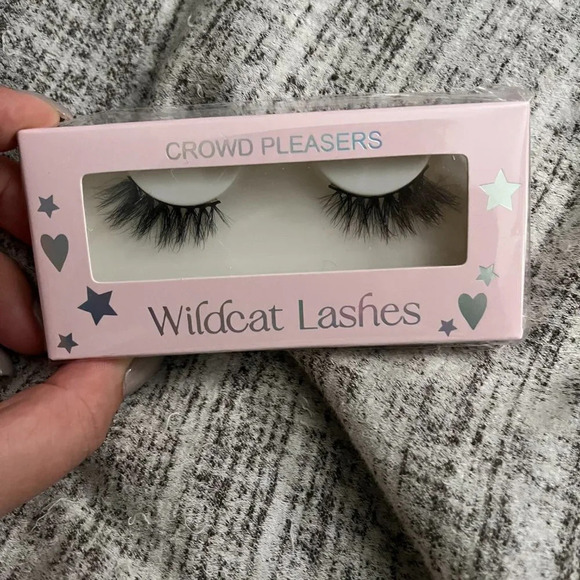 False  Lashes Bundle - Picture 4 of 6